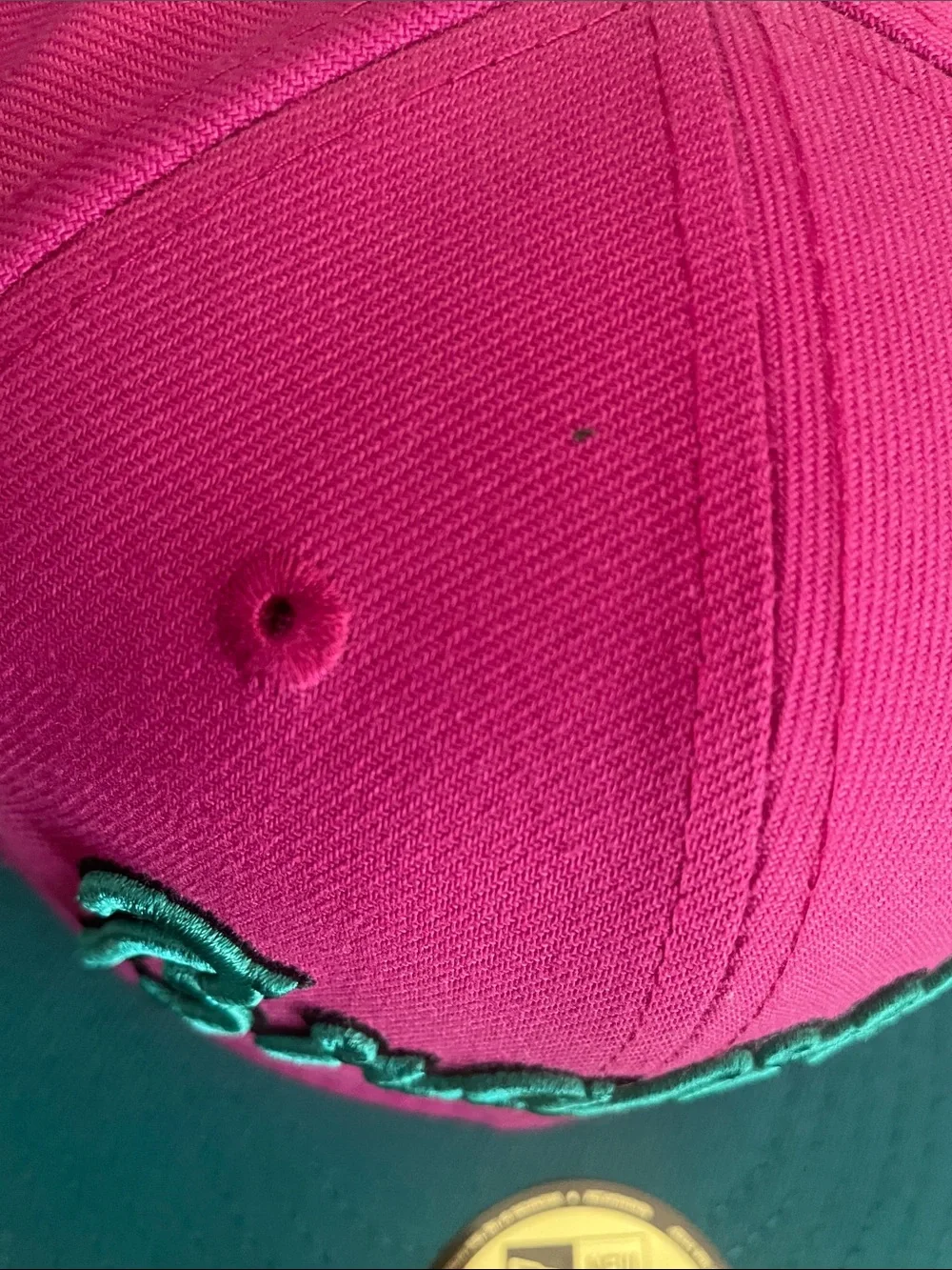 Atlanta Braves New Era Pink/Green Passion Forest 59FIFTY Fitted Hat 7-1/4